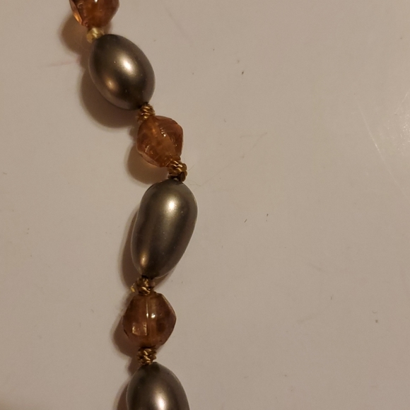 LC Bronze and Silver color stones 20" - Picture 7 of 8